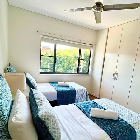 Luxury Waterfront Apartment-3